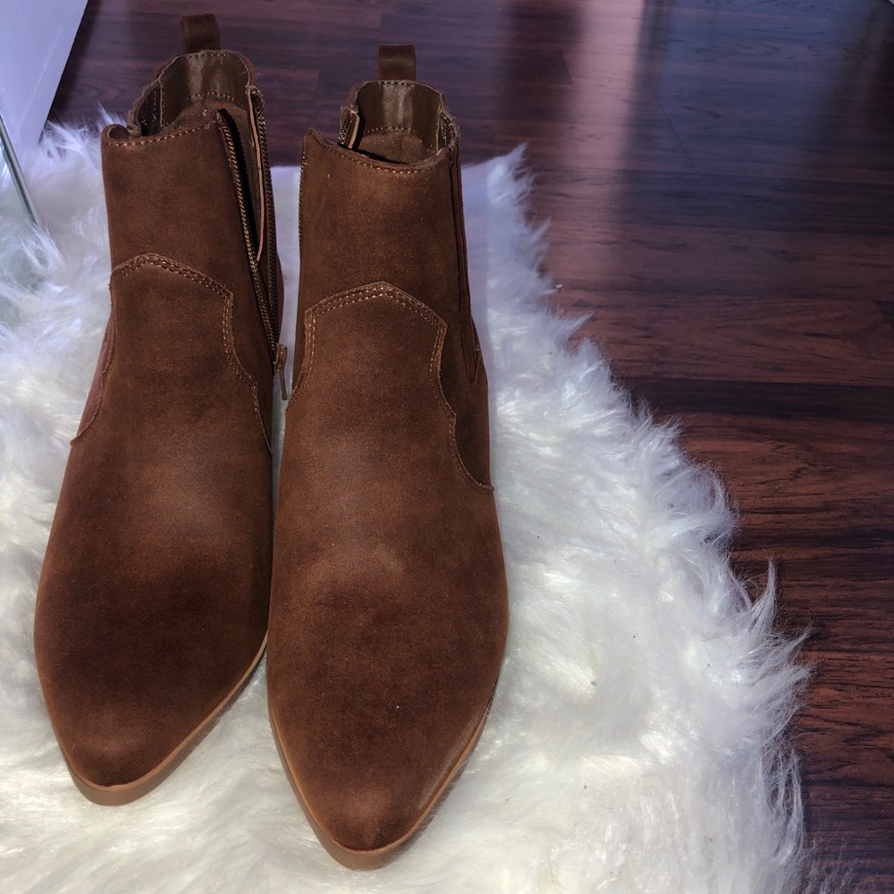 Booties - Picture 4 of 5
